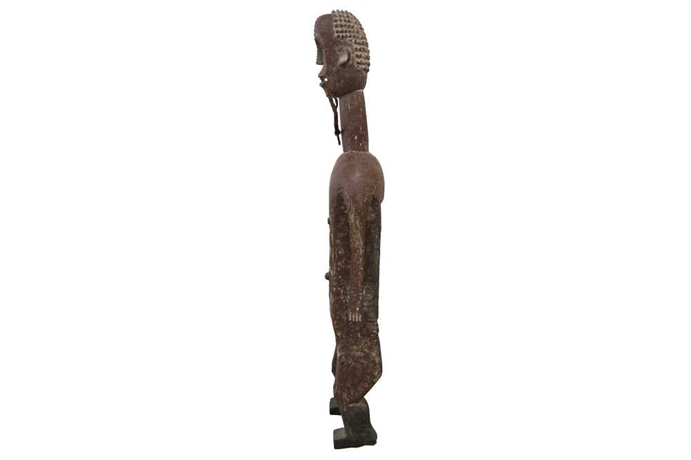 A 19TH CENTURY NGATA ANTHROPOMORPHIC POLYCHROME EFOMBA RELIQUARY FIGURE - Image 4 of 7