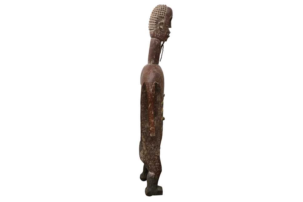 A 19TH CENTURY NGATA ANTHROPOMORPHIC POLYCHROME EFOMBA RELIQUARY FIGURE - Image 6 of 7