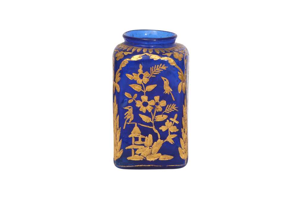 A WHEEL-CUT AND GILT COBALT BLUE GLASS INKWELL Mughal India, 18th century - Bild 2 aus 4