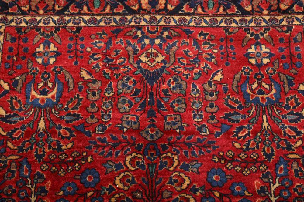 A FINE AMERICAN SAROUK RUG, WEST PERSIA - Image 3 of 6