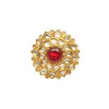 A POLKI DIAMONDS AND SPINEL-ENCRUSTED GOLD RING Jaipur, Rajasthan, North-Western India, the head lat