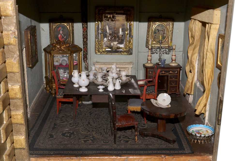 DOLLS HOUSE: FRENCH 'NORMANDY' STYLE HOUSE - Image 6 of 12