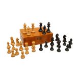 A STAUNTON PATTERN CHESS SET