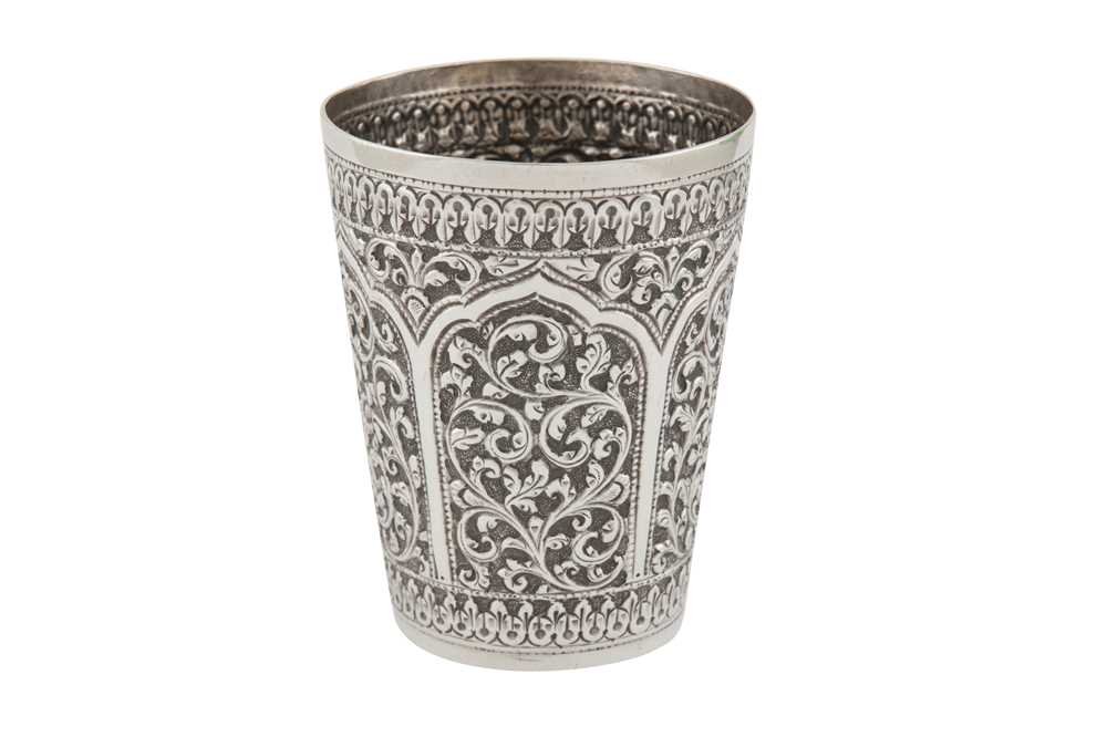 A LATE 19TH / EARLY 20TH CENTURY ANGLO - INDIAN SILVER BEAKER, POONA OR BOMBAY CIRCA 1900 - Image 2 of 2