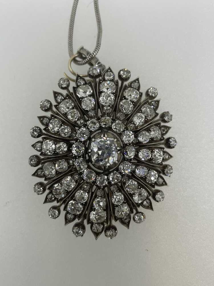 A diamond cluster pendant necklace, late 19th century - Image 9 of 9