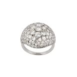 A diamond bombé ring