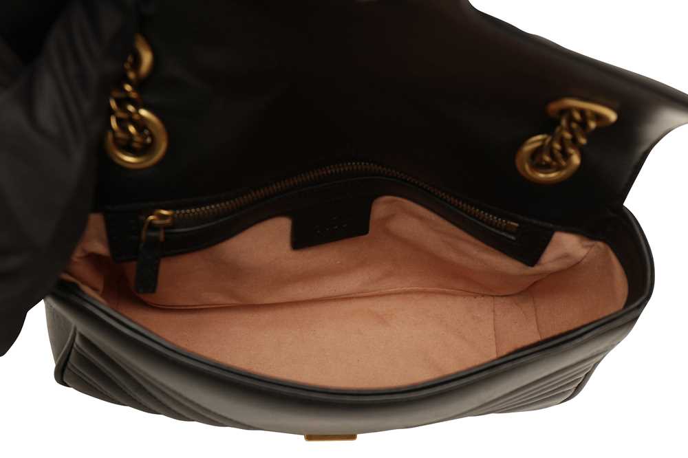Gucci Black GG Small Marmont Matelassé Bag - Image 6 of 7