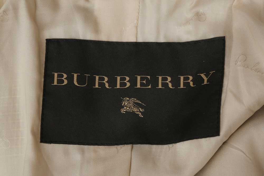 Burberry Metallic Silver Embellished Coat - Size 42 - Image 3 of 3