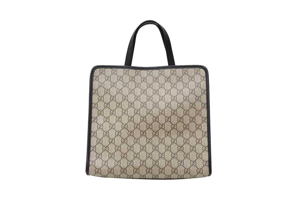 Gucci Brown GG Supreme Chick Appliqué Tote - Image 2 of 4