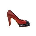 Chanel Burgundy Bi Colour Chain Heeled Pump - Size 36.5