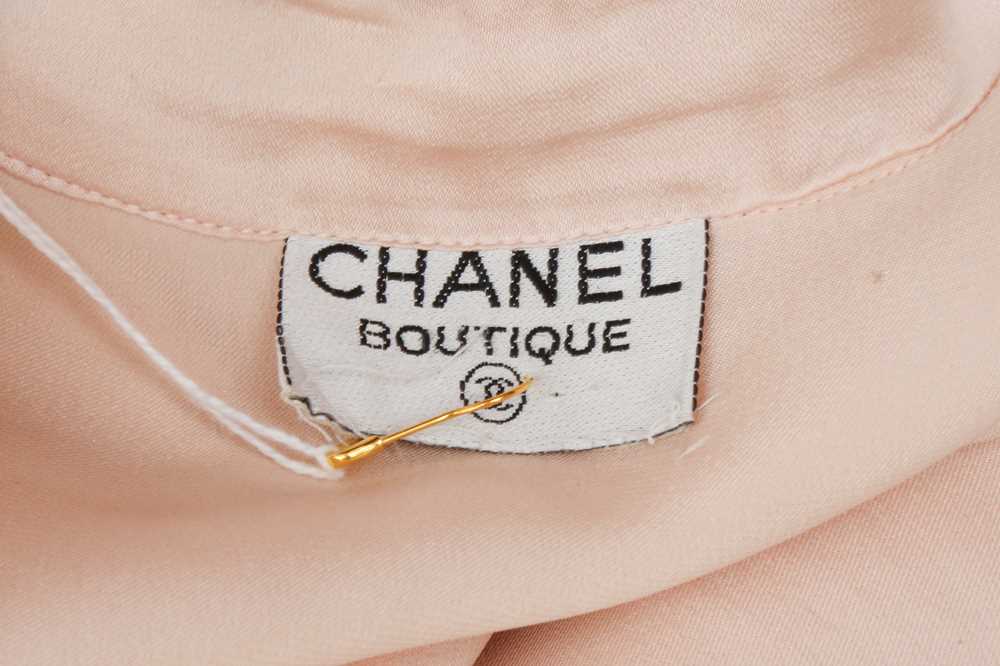 Chanel Pink Silk CC Logo Blouse - Image 5 of 5