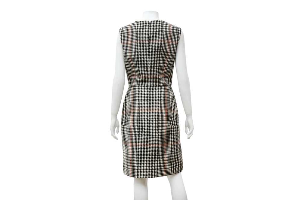 Yves Saint Laurent Check Wool Shift Dress - Size 38 - Image 2 of 3