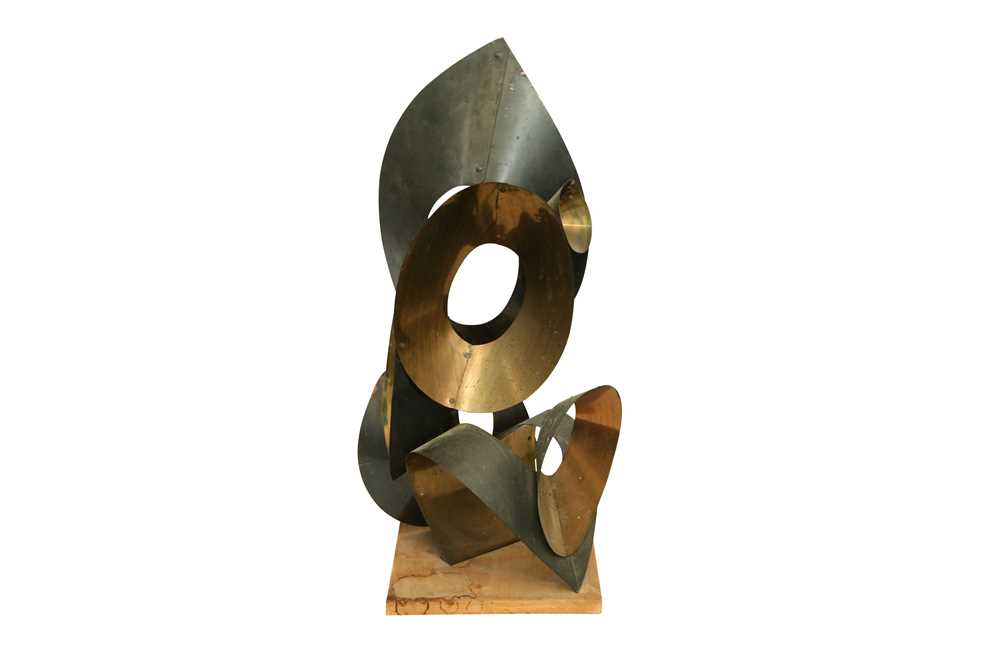 A MODERNIST ABSTRACT SCULPTURE - Image 3 of 3