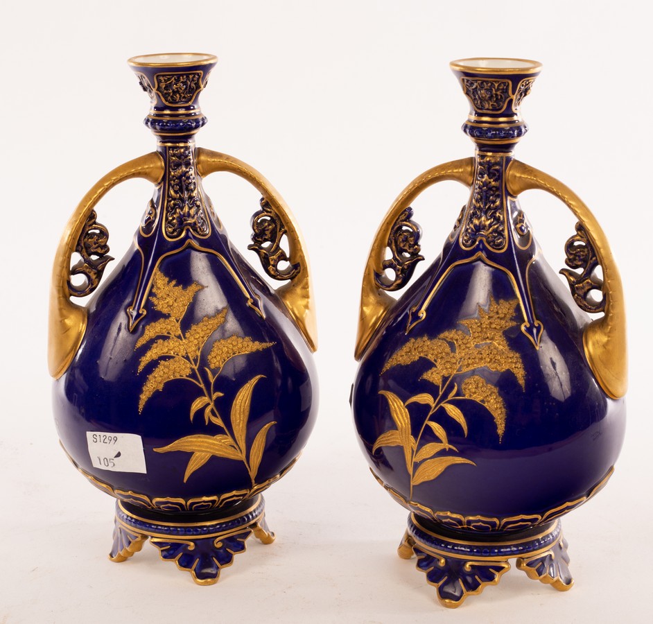 A pair of Royal Worcester pear-shaped vases of dark blue ground and gilded handles, - Image 7 of 8