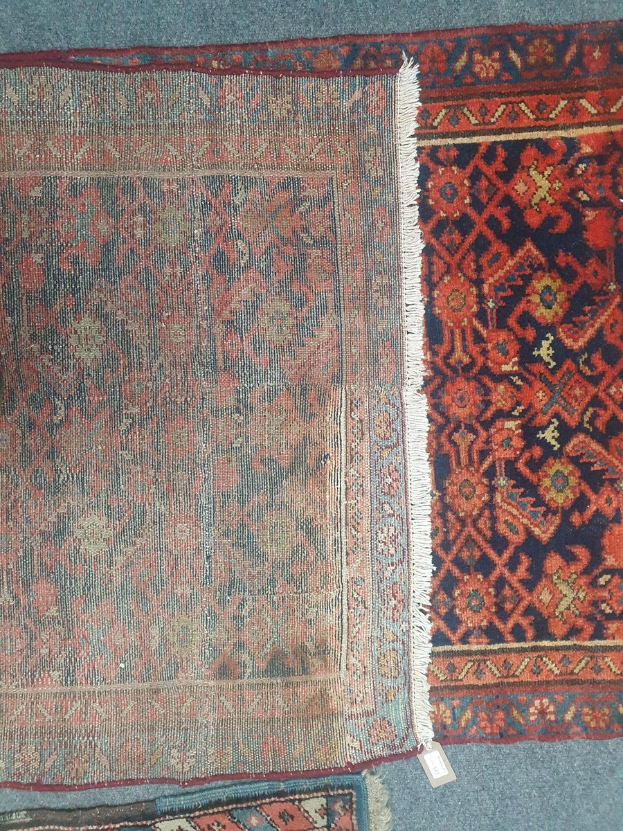 A Farahan runner, - Bild 4 aus 6