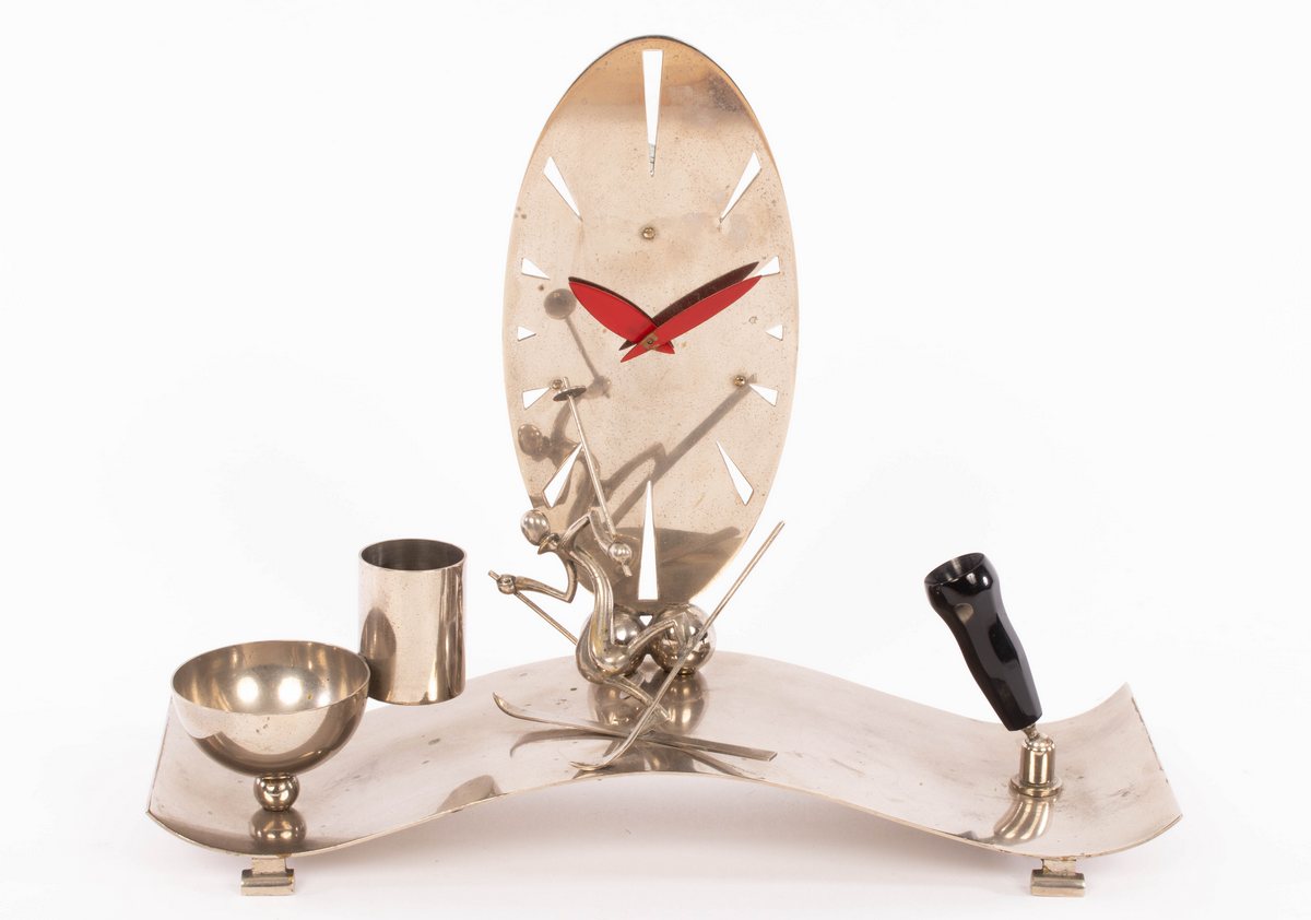 Hagenauer, a silvered metal desk set, undulating tray base with oval clock, - Image 2 of 2