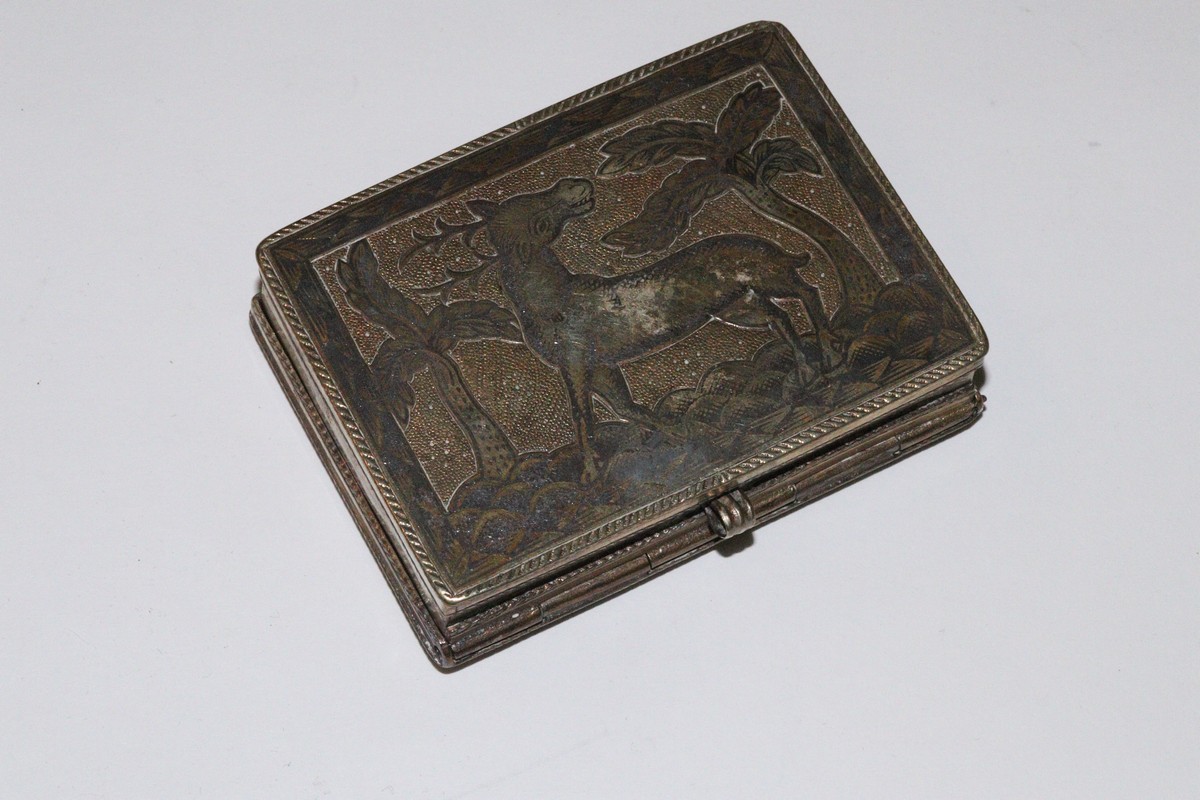 A Russian silver snuff box, 84 HK, the cover with niello decoration of buildings, - Image 10 of 14