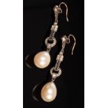 A pair of Art Deco style simulated pearl drop earrings set in white metal with paste stones, 4.