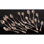 Five silver fiddle pattern teaspoons, Dublin 1829 and sundry teaspoons,