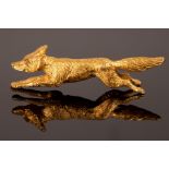 An Edwardian 15ct yellow gold fox brooch,