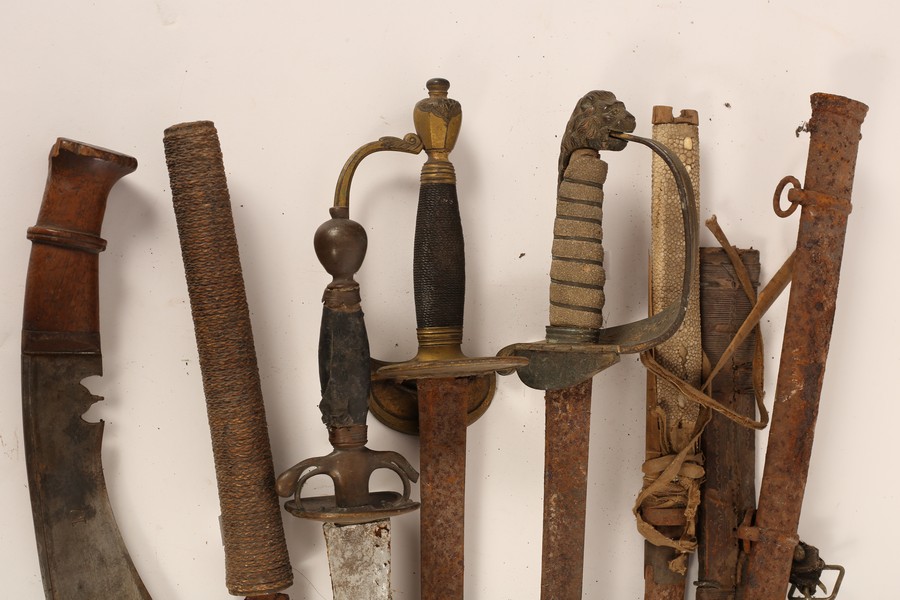 A group of six bladed weapons, to include a Japanese sword with a shagreen handle, - Image 2 of 14