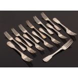 Various fiddle, thread and shell pattern silver forks,