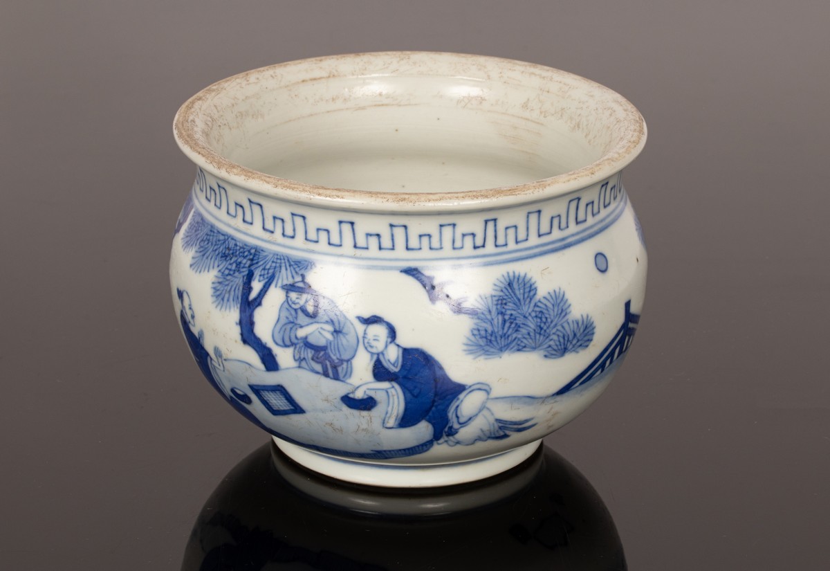 A Chinese blue and white porcelain incense burner, 20th Century,