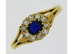 An antique 18ct gold ring set with approx. 0.4ct o