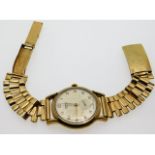 A 9ct gold gents Vertex Revue wrist watch, runs wh