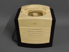 A Bakelite radio EPZ4213, working order