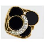 A 14ct gold ring set with diamond & onyx, 8.1g, si
