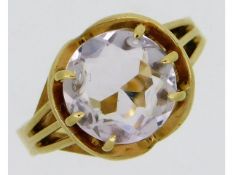 A 9ct gold ring set with amethyst, size N/O, 3.4g