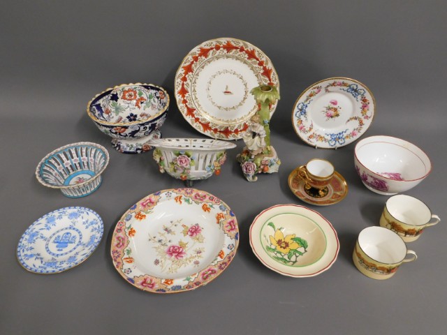A quantity of mixed antique ceramics including a 1