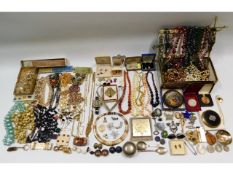A large quantity of costume jewellery & other item