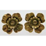 A pair of 9ct gold floral earrings, 21mm diameter,