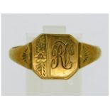 A 9ct gold signet ring inscribed "RV", alleged to