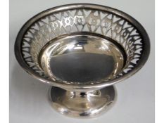 A 1920 Birmingham silver bonbon dish with fretwork