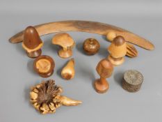 A wooden boomerang & selection of treen items incl