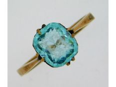 A 9ct gold ring set with topaz, 2.3g, size R