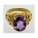 A 9ct gold ring set with amethyst, size O, 5.5g