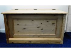 A modern pine blanket box, 40in wide x 21.75in hig