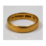 A 22ct gold band, size P/Q, 4.6g