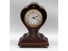 An Edwardian eight day balloon clock, 8.5in high