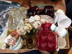 A quantity of mixed glass & ceramics including Majolica