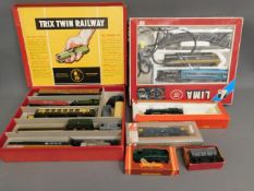 A Lima railway set & other related items including