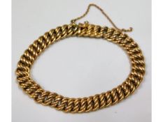 An antique 15ct gold bracelet, 15.8g, 7in long