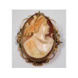A 9ct gold cameo, 47mm high x 37mm wide