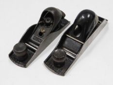 A Stanley no.130 & a Record no.0220 block plane