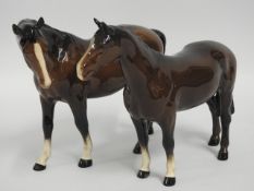 A Beswick mare & stallion, tallest 6.5in