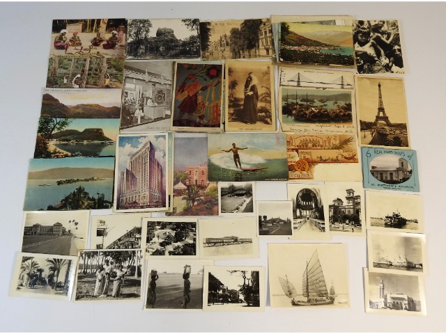 A quantity of vintage postcards including Ceylon,